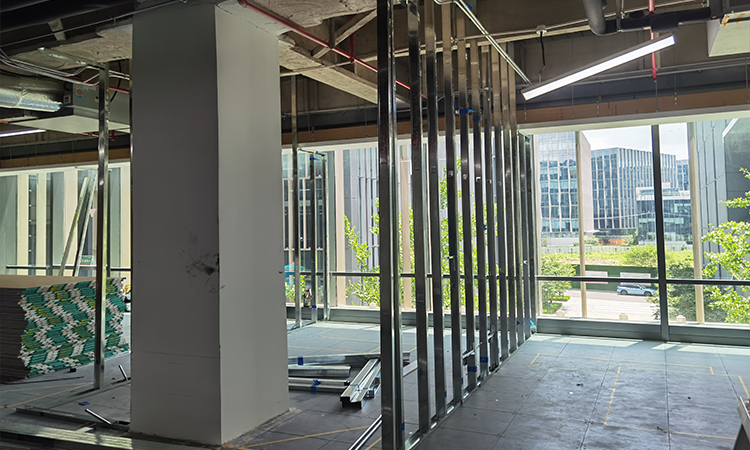 閔行外企海道爾夫實驗室公司辦公室裝修現場 閔行外企海道爾夫實驗室公司辦公室裝修現場