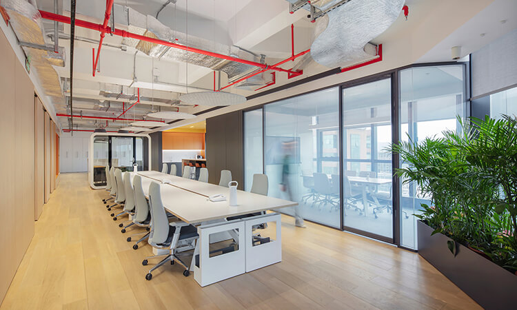 如何管理辦公室裝修環境的適宜溫度和濕度?