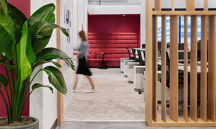 半隔斷辦公室裝修效果