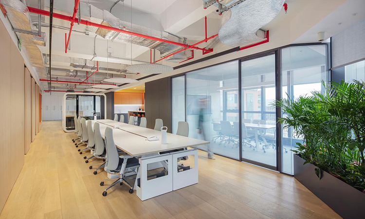 現(xiàn)代風(fēng)木地板辦公室 現(xiàn)代風(fēng)木地板辦公室