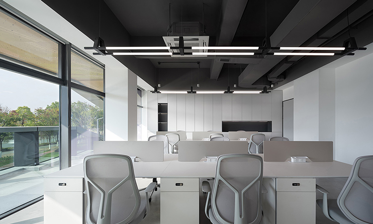 上海本地辦公室裝修公司辦公區(qū) 上海本地辦公室裝修公司辦公區(qū)