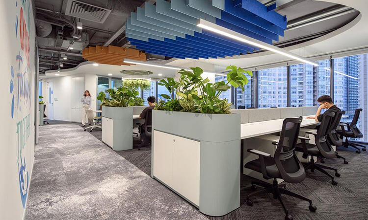 上海名企獨棟辦公樓辦公區