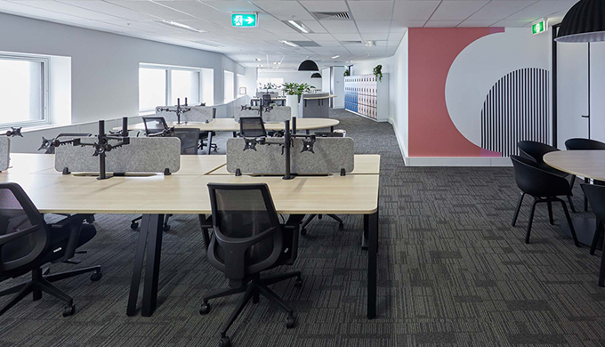 上海辦公室裝修設計員工區布局